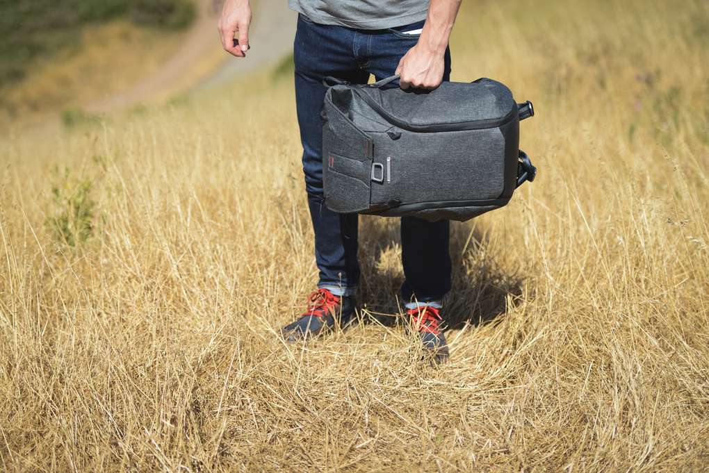 6-features-pd-everyday-backpack-7