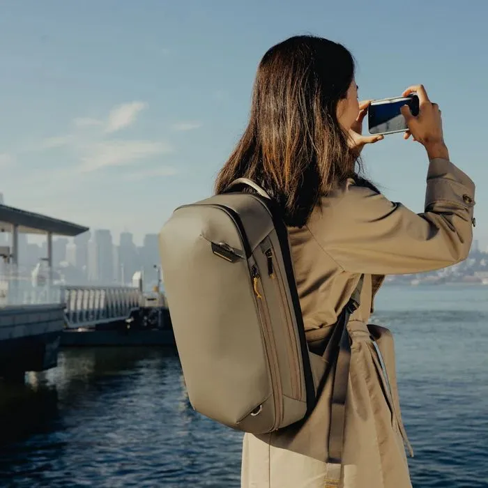 PEAK DESIGN - Travel Backpack 20L